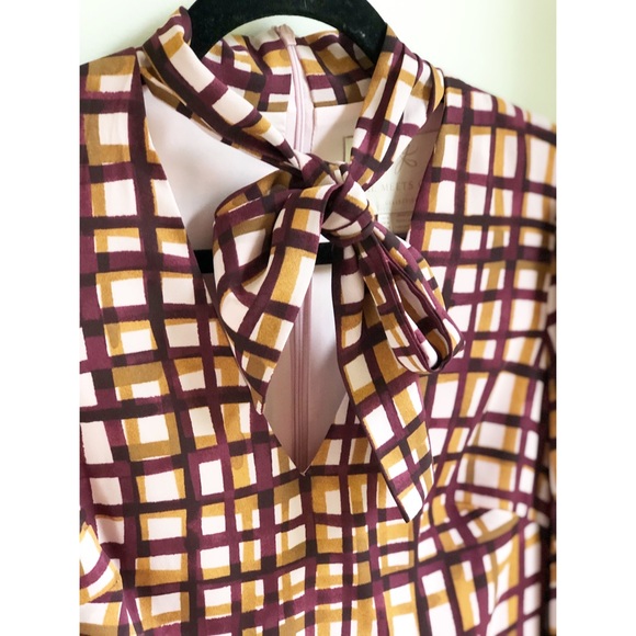GAL MEETS GLAM | Lindsey Painted Windowpane Dress - Picture 3 of 9